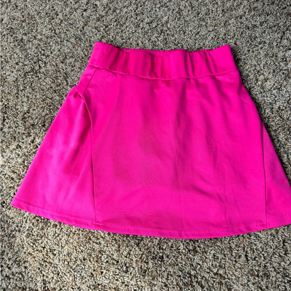 Warena (Amazon)Tennis skirt Women’s size, large pink, fuchsia